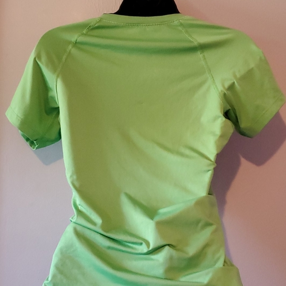 Nike Pro green t-shirt - Picture 6 of 10